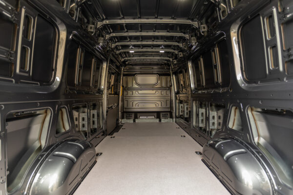 MAN TGE 3.140 – 4X2F SB – Lion XC – FWD - Long Wheel Base – Indium Grey – BRAND NEW - Business Spec - Image 12