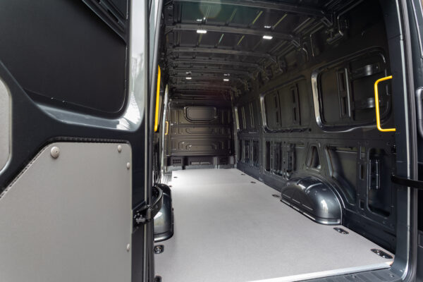 MAN TGE 3.140 – 4X2F SB – Lion XC – FWD - Long Wheel Base – Indium Grey – BRAND NEW - Business Spec - Image 7
