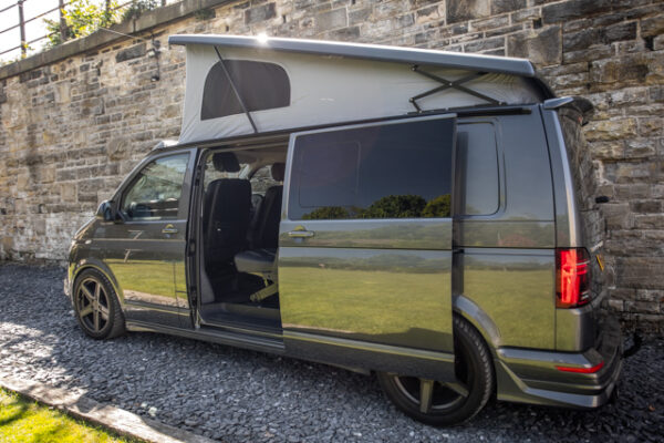 Exploria Active Van LWB T6.1 - Indium Grey - ABT - Fabric Lining and Elevating roof - Image 19
