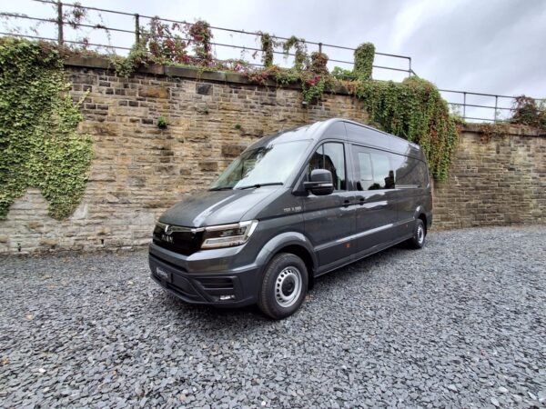 MAN TGE 3.180 - 4X2 - Lion XS - LWB - Kombi - 5 Seater - Indium GREY - 180 BHP - BRAND NEW