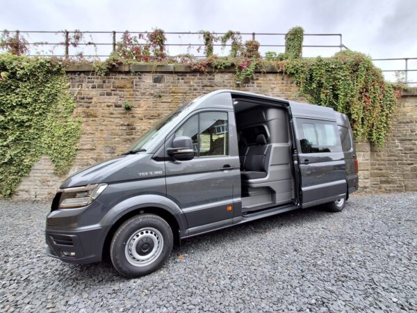MAN TGE 3.180 - 4X2 - Lion XS - LWB - Kombi - 5 Seater - Indium GREY - 180 BHP - BRAND NEW - Image 20