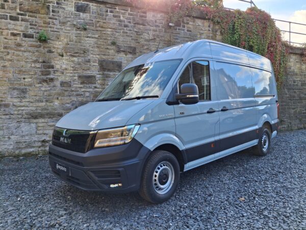 MAN TGE 3.180 - XC Auto - 4X4 MWB / Standard Wheelbase - Flannel Grey - BRAND NEW - Camper Spec! - Image 17