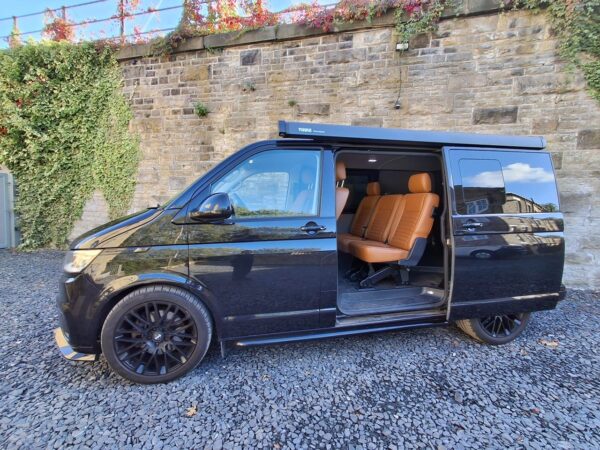 VW T6.1 - Factory Kombi - SWB - T32 - 150BHP - 1 Owner - 48k miles - Image 4
