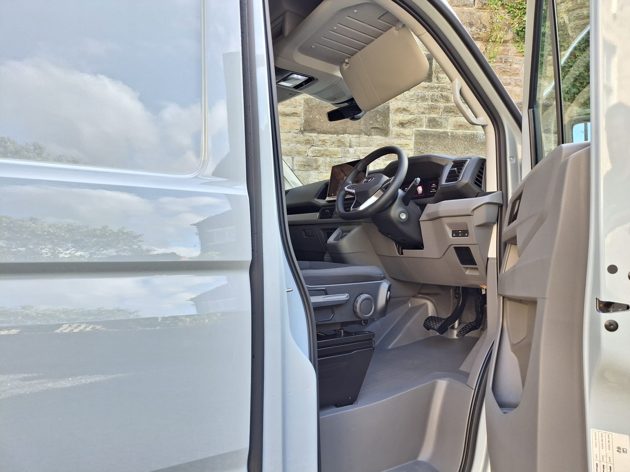 MAN TGE 3.180 – XC Auto – 4X4 MWB / Standard Wheelbase – Flannel Grey – BRAND NEW – Camper Spec! - Image 10