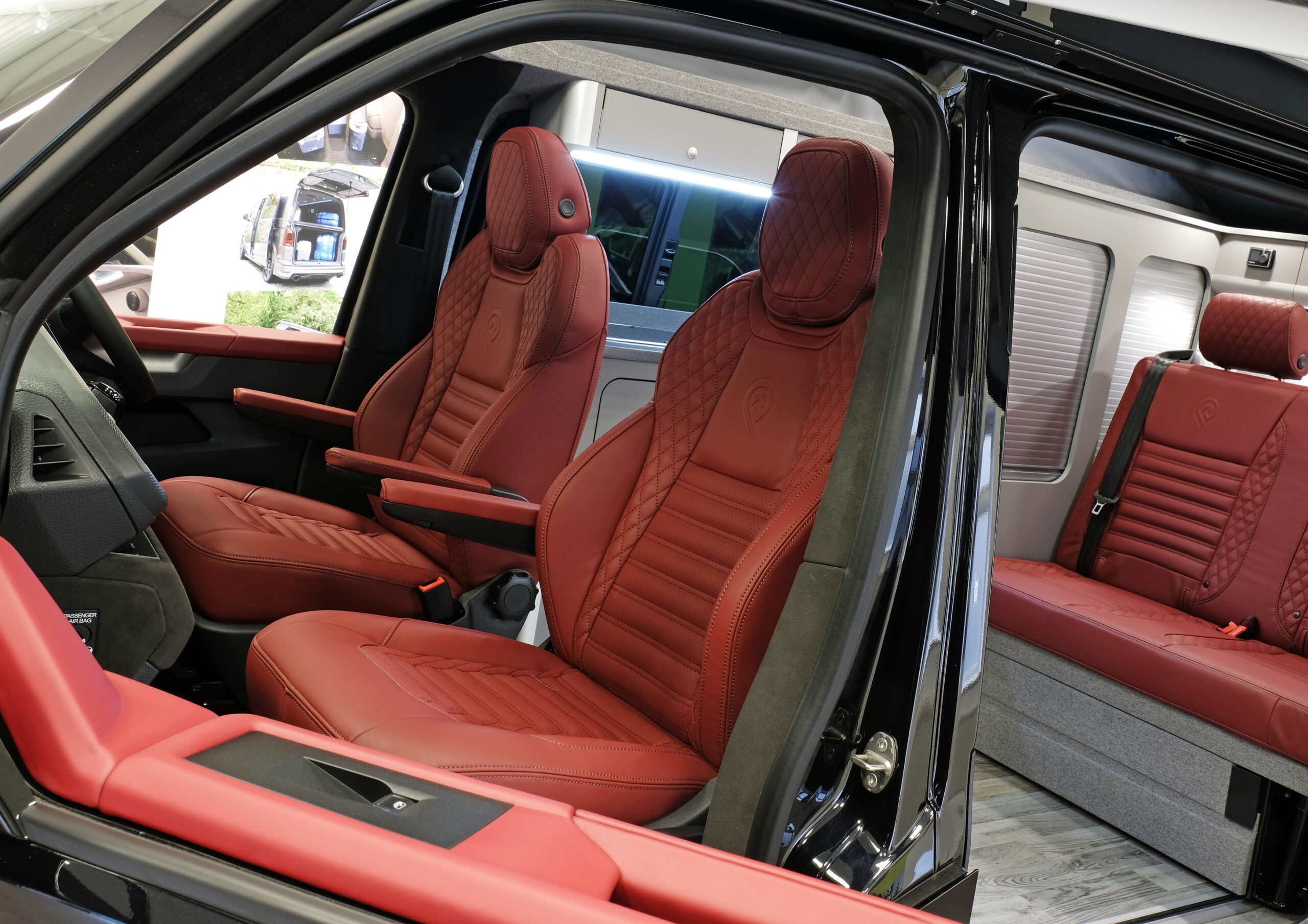 VW T6.1 – Exploria Multisport - Factory Kombi – LWB – T32 – 1 Owner - Image 24