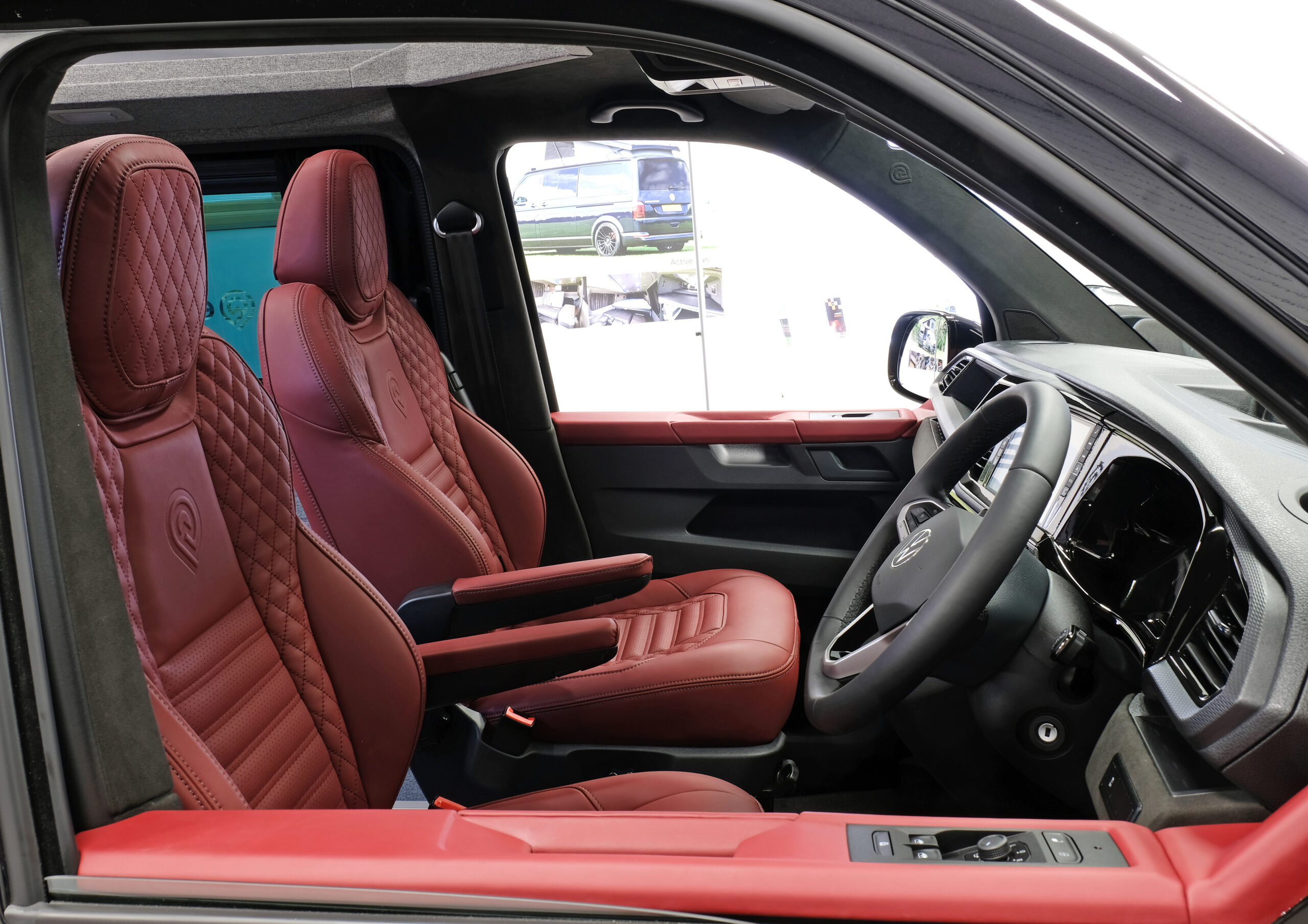 VW T6.1 – Exploria Multisport - Factory Kombi – LWB – T32 – 1 Owner - Image 19