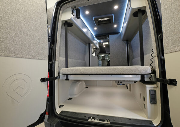 MAN TGE LWB - Multisport 68- Starlight Blue Campervan - Demo showroom Vehicle - Image 16