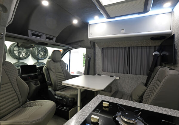 MAN TGE LWB - Multisport 68- Starlight Blue Campervan - Demo showroom Vehicle - Image 7