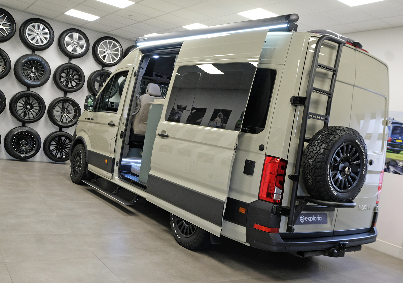 Multisport 60 - MAN TGE 3.180 –  4X4 MWB / Standard Wheelbase – Light Grey - Show Van - Image 5