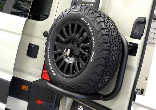 Multisport 60 - MAN TGE 3.180 –  4X4 MWB / Standard Wheelbase – Light Grey - Show Van - Image 24