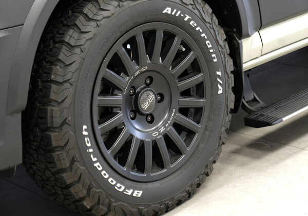 Multisport 60 - MAN TGE 3.180 –  4X4 MWB / Standard Wheelbase – Light Grey - Show Van - Image 21