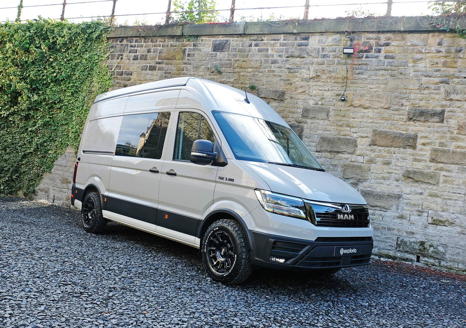 Kombi 60 - MAN TGE 3.180 –  MWB / Standard Wheelbase – Ascot Grey - Show Van - Image 11