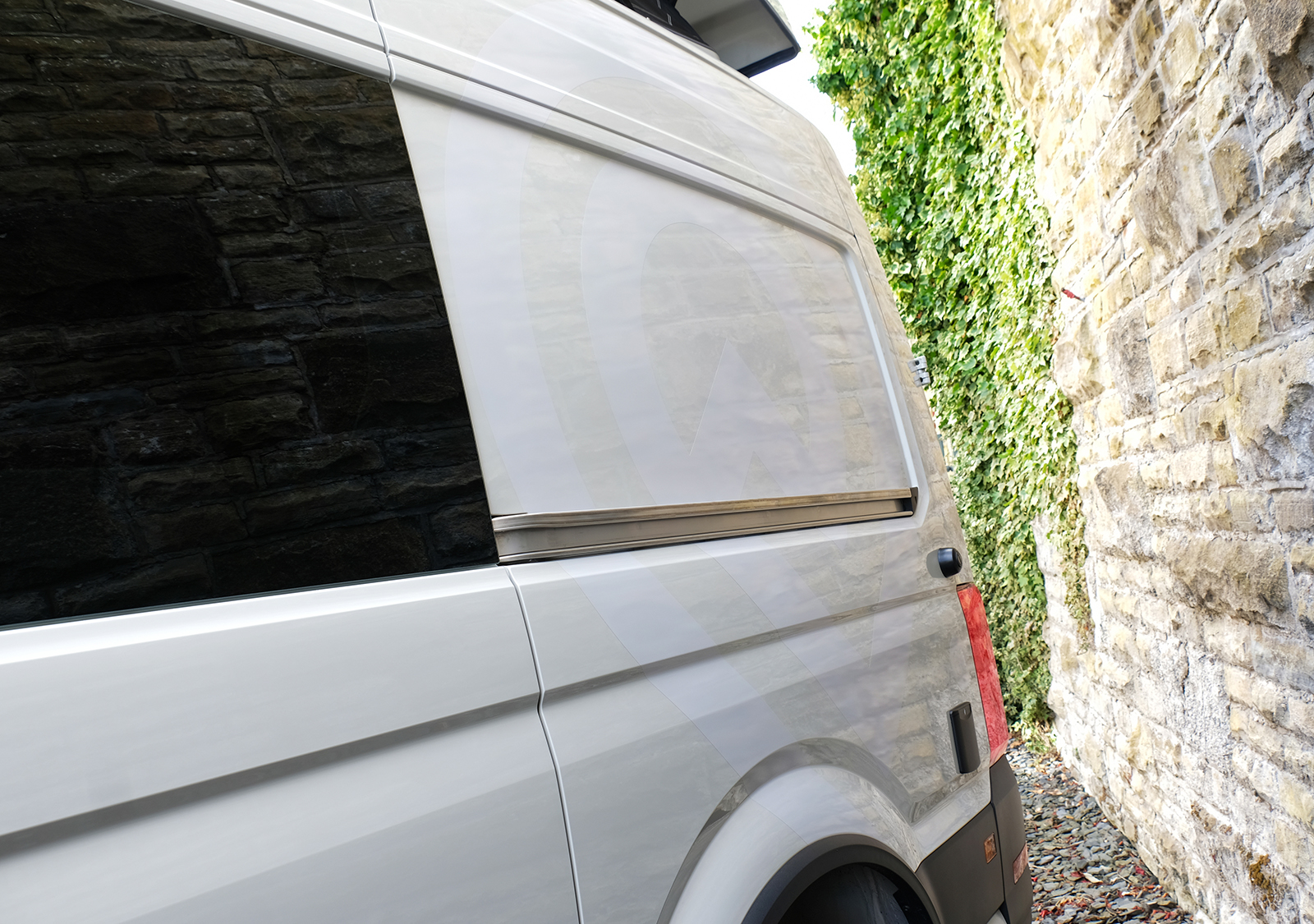 Kombi 60 - MAN TGE 3.180 –  MWB / Standard Wheelbase – Ascot Grey - Show Van - Image 27