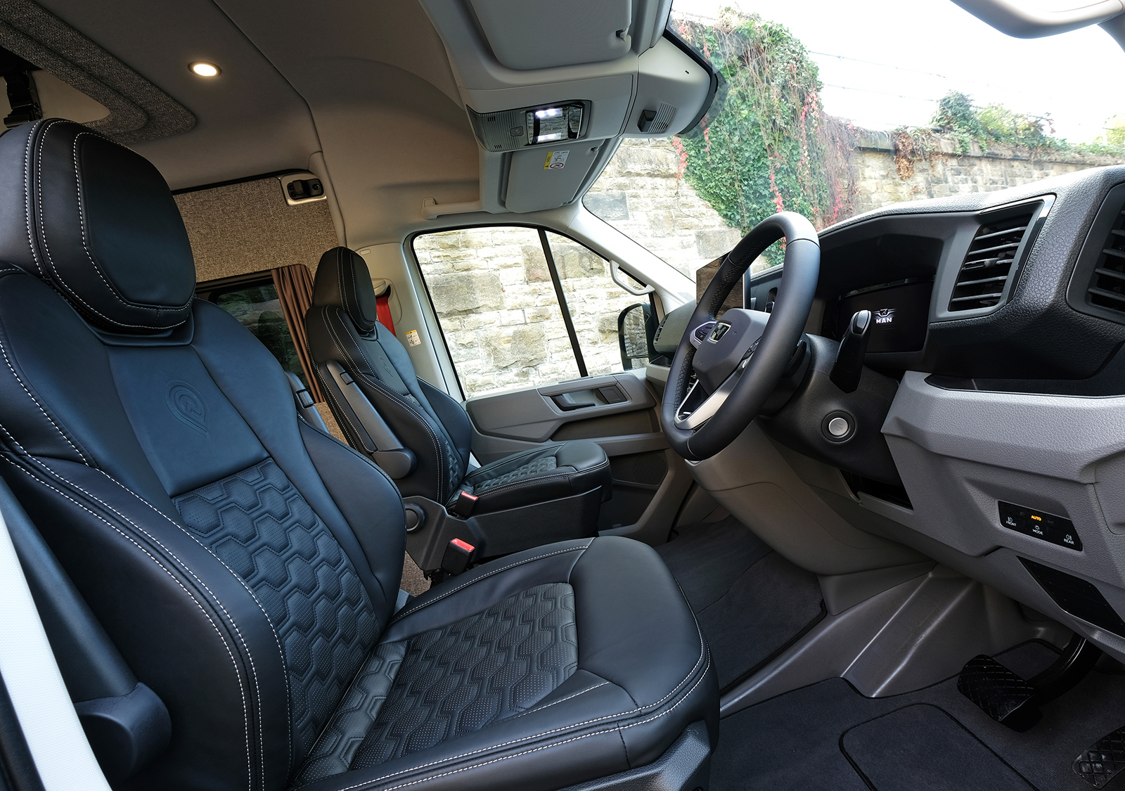 Kombi 60 - MAN TGE 3.180 –  MWB / Standard Wheelbase – Ascot Grey - Show Van - Image 4