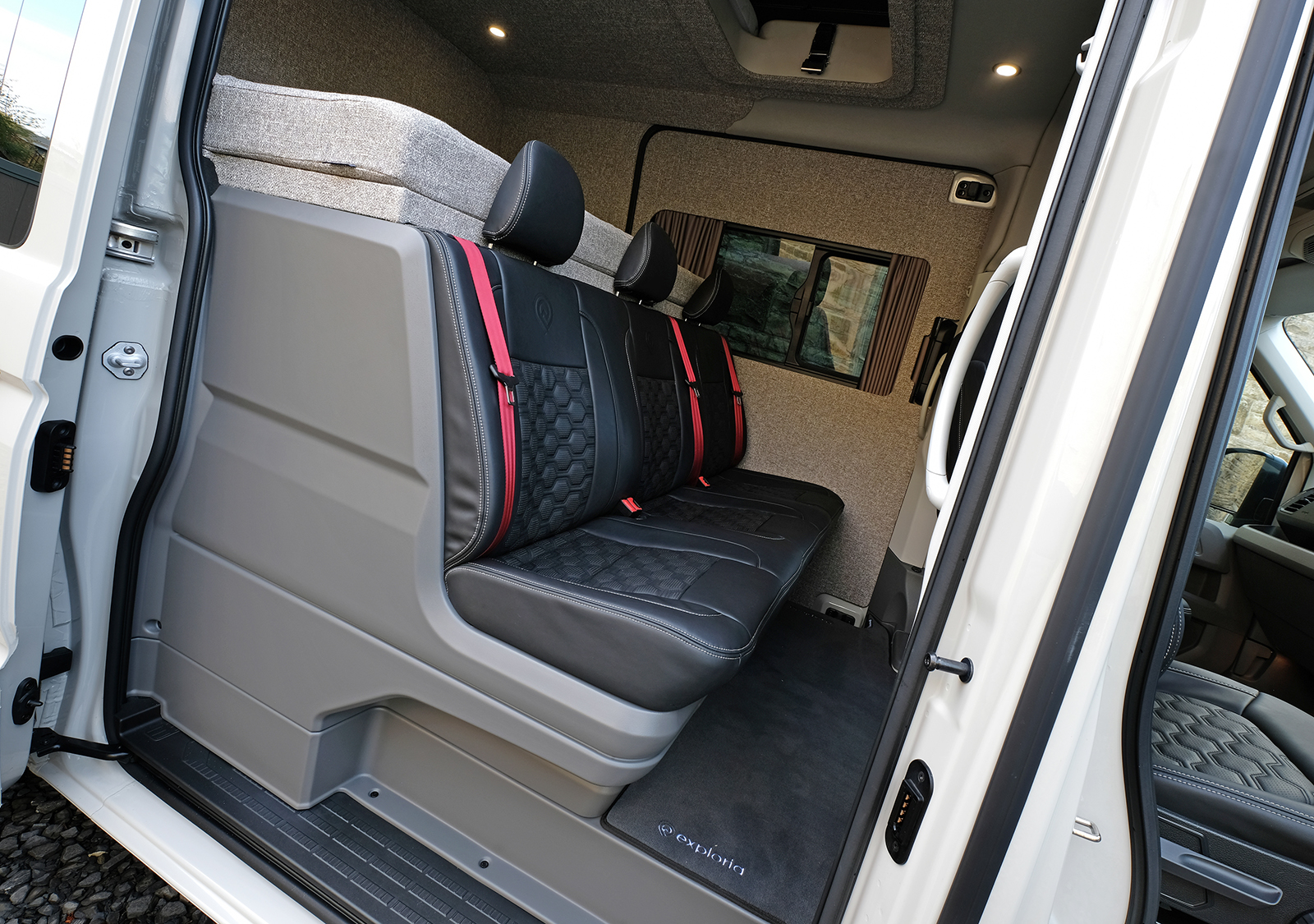 Kombi 60 - MAN TGE 3.180 –  MWB / Standard Wheelbase – Ascot Grey - Show Van - Image 5