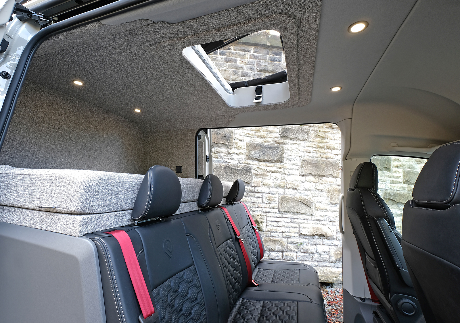Kombi 60 - MAN TGE 3.180 –  MWB / Standard Wheelbase – Ascot Grey - Show Van - Image 6