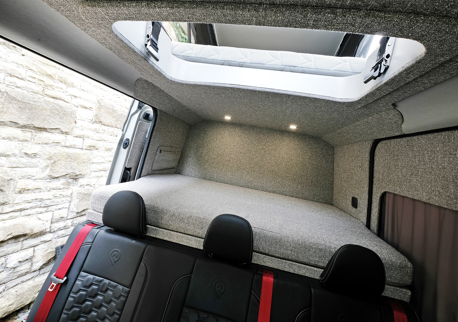 Kombi 60 - MAN TGE 3.180 –  MWB / Standard Wheelbase – Ascot Grey - Show Van - Image 16