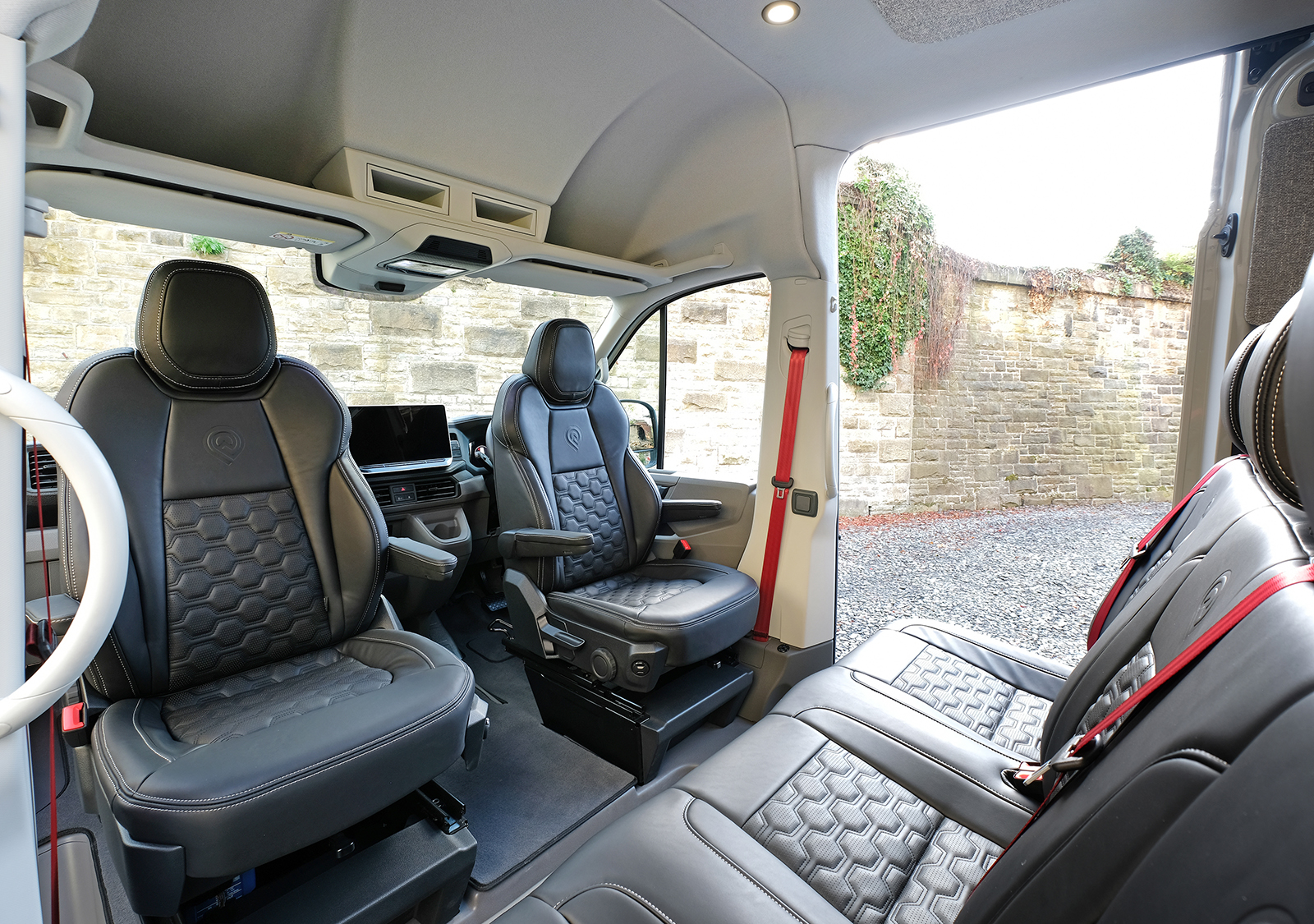 Kombi 60 - MAN TGE 3.180 –  MWB / Standard Wheelbase – Ascot Grey - Show Van - Image 19