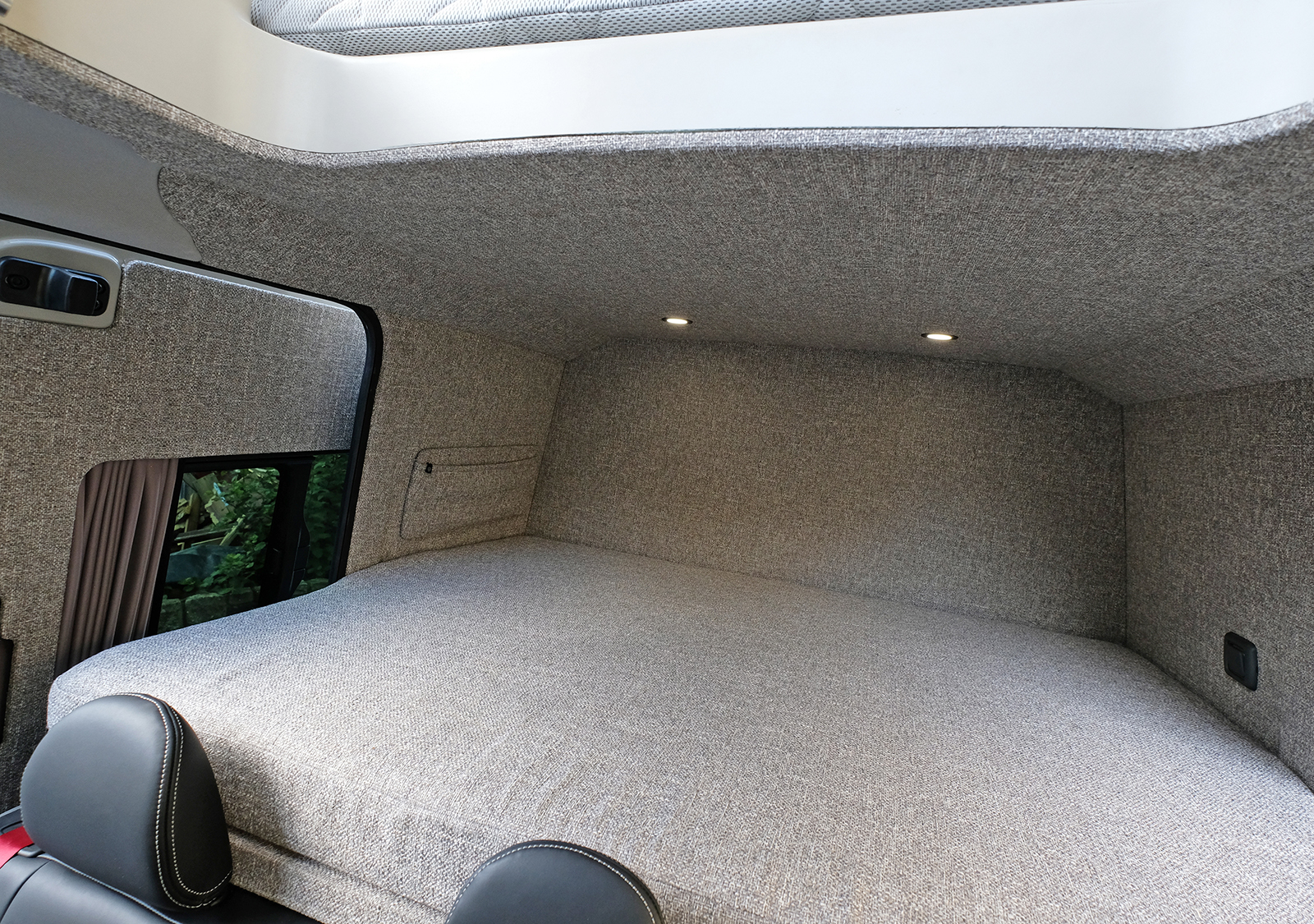 Kombi 60 - MAN TGE 3.180 –  MWB / Standard Wheelbase – Ascot Grey - Show Van - Image 20