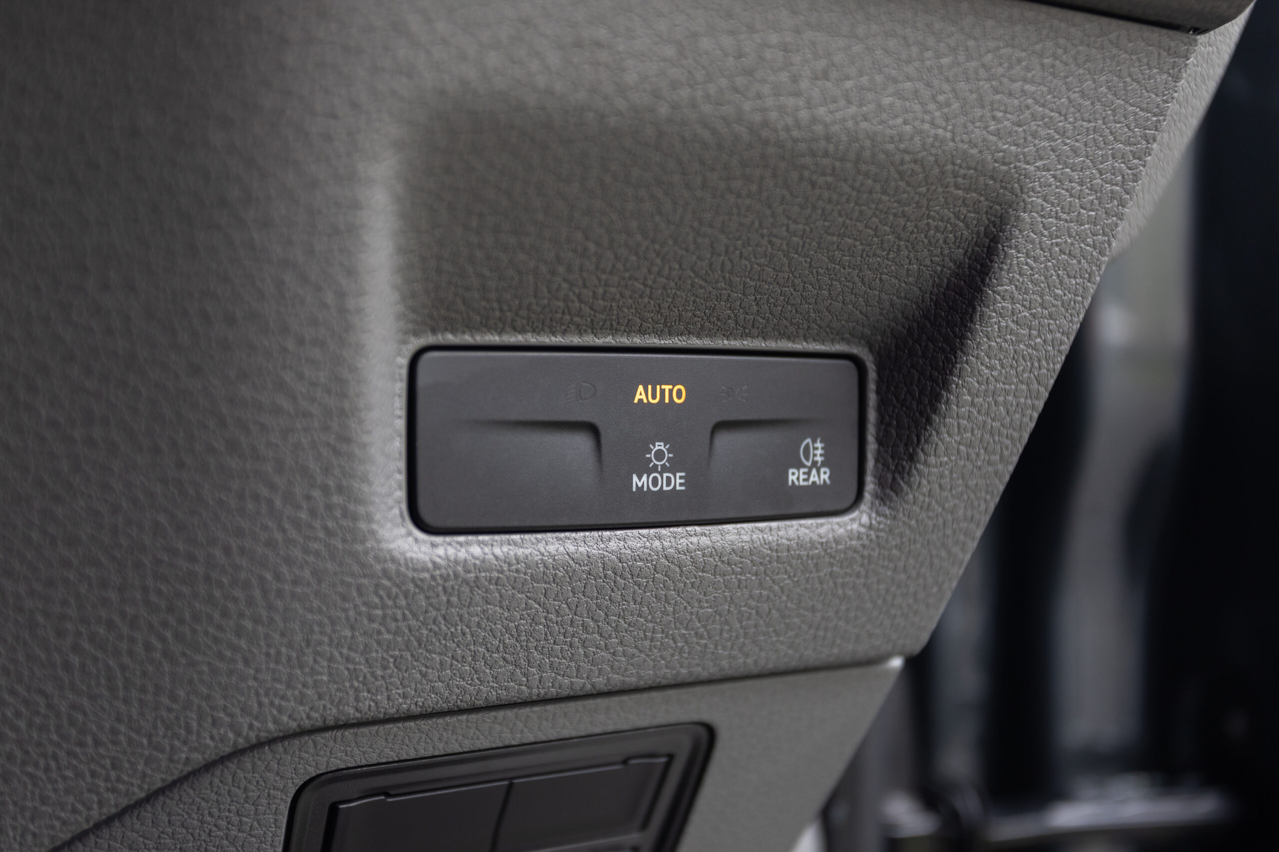 MAN TGE 3.140 – 4X2F SB – Lion XC – FWD – Long Wheel Base – Indium Grey – BRAND NEW – Business Spec - Image 38