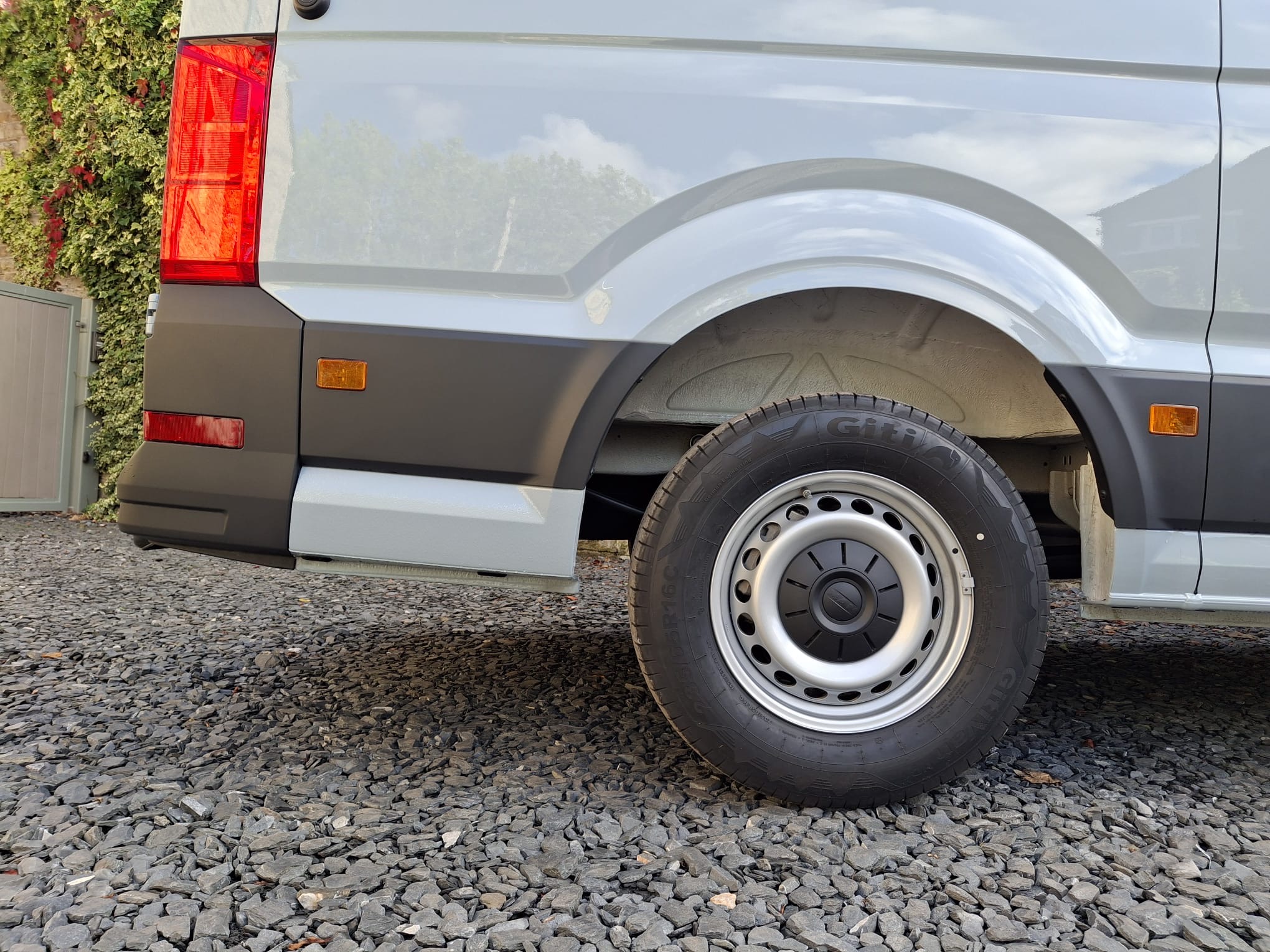 MAN TGE 3.180 – XC Auto – 4X4 MWB / Standard Wheelbase – Flannel Grey – BRAND NEW – Camper Spec! - Image 26