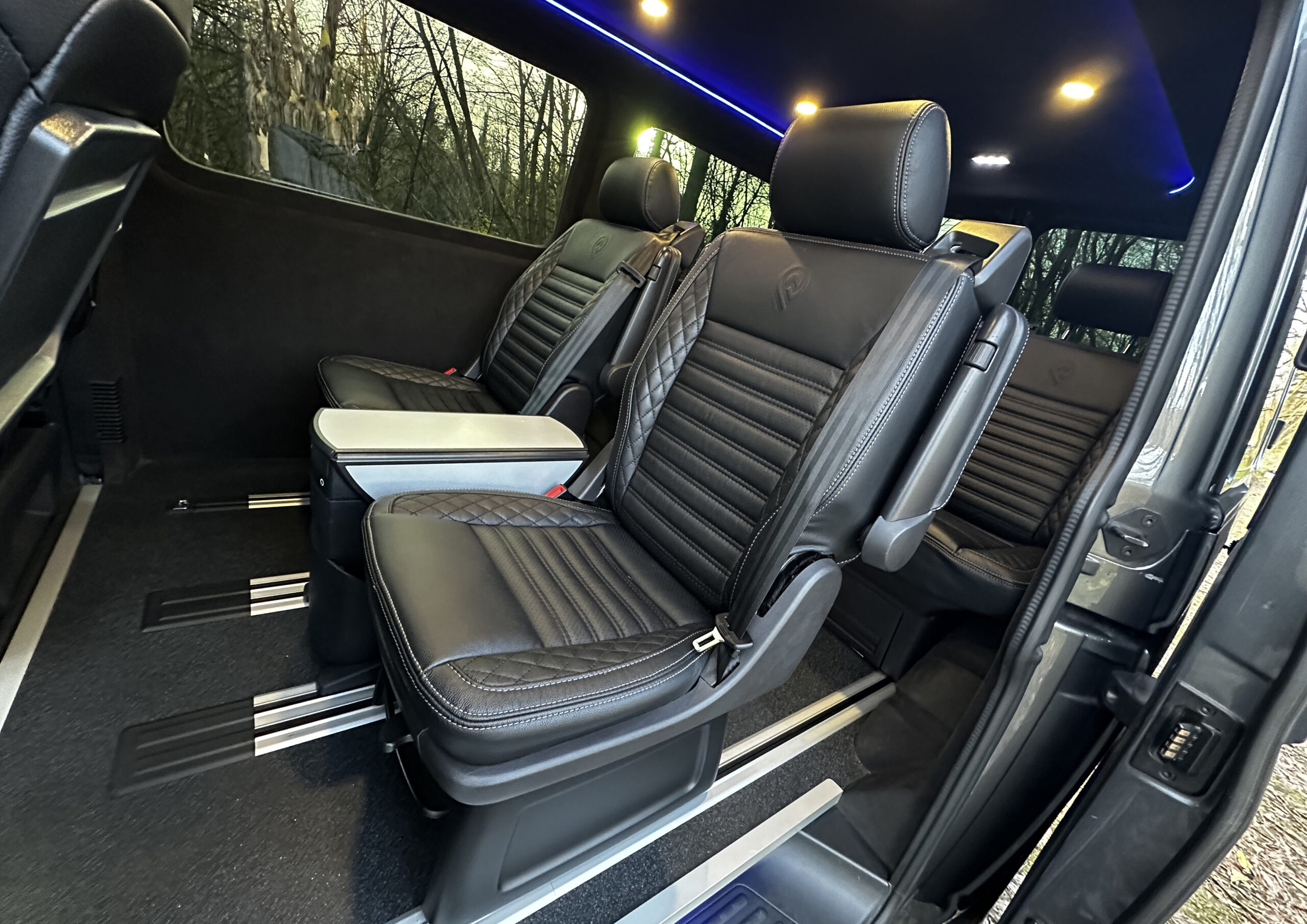 VW Transporter – T6.1 SWB – Caravelle Conversion – DSG - ABT Styling - 4 Motion - Image 5