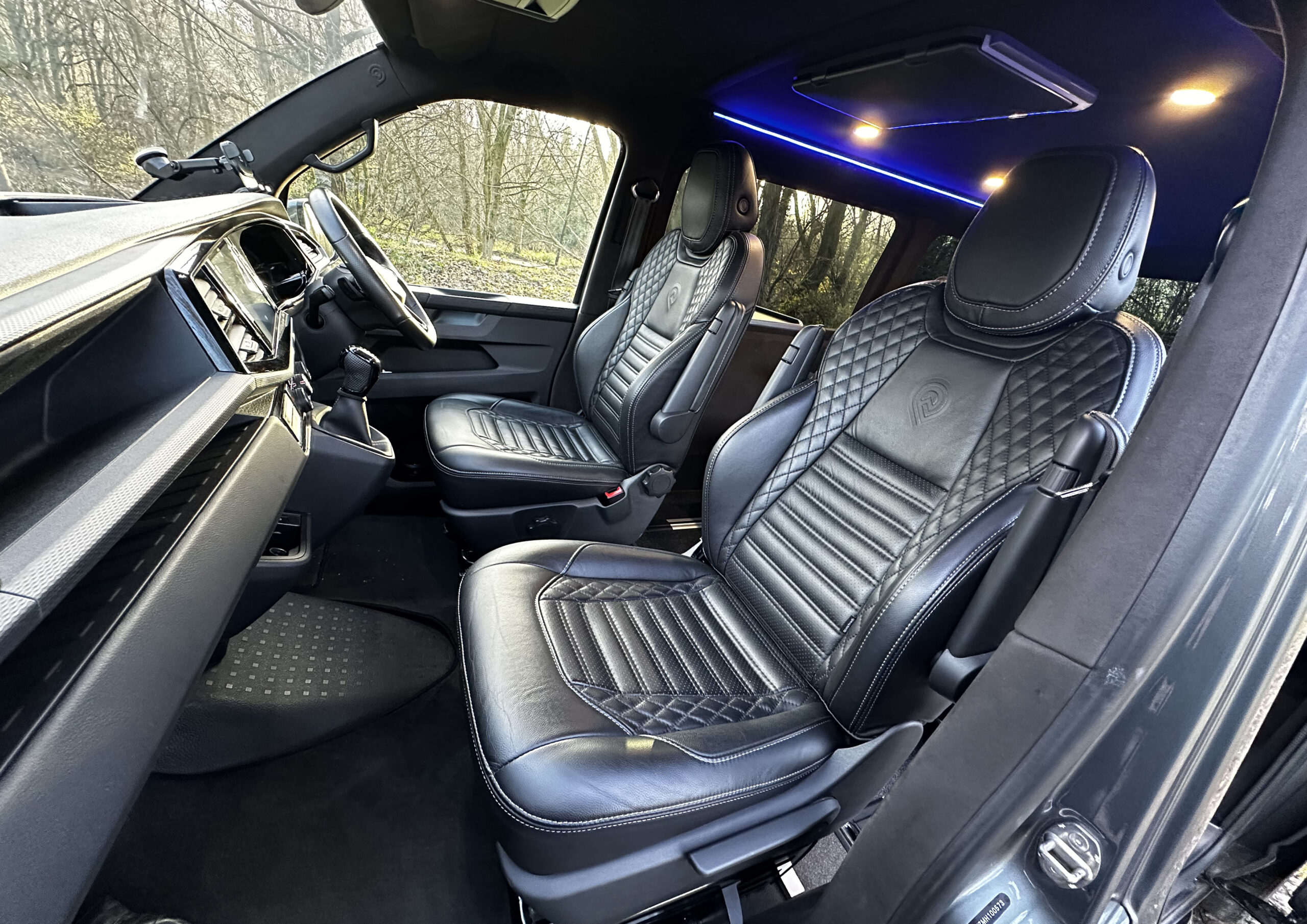 VW Transporter – T6.1 SWB – Caravelle Conversion – DSG - ABT Styling - 4 Motion - Image 17