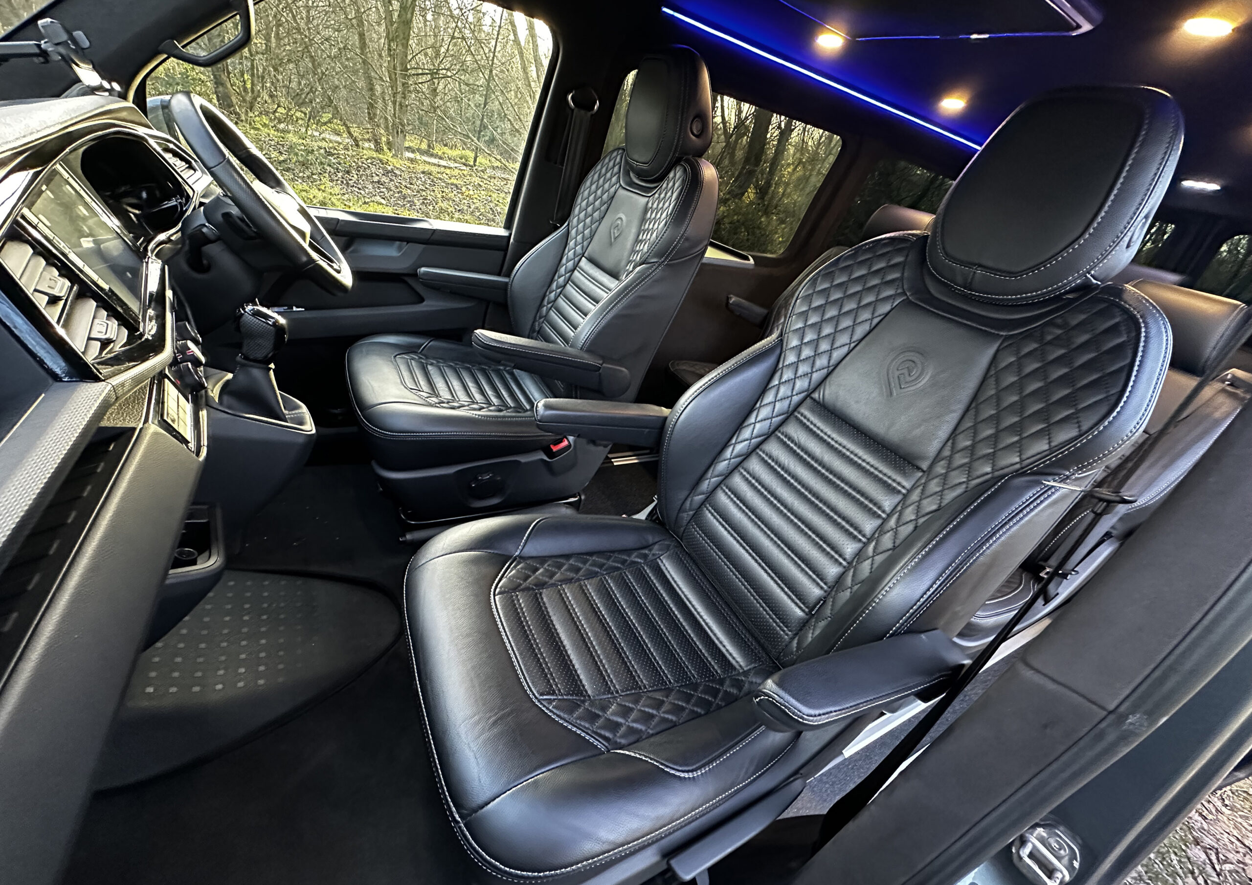 VW Transporter – T6.1 SWB – Caravelle Conversion – DSG - ABT Styling - 4 Motion - Image 18