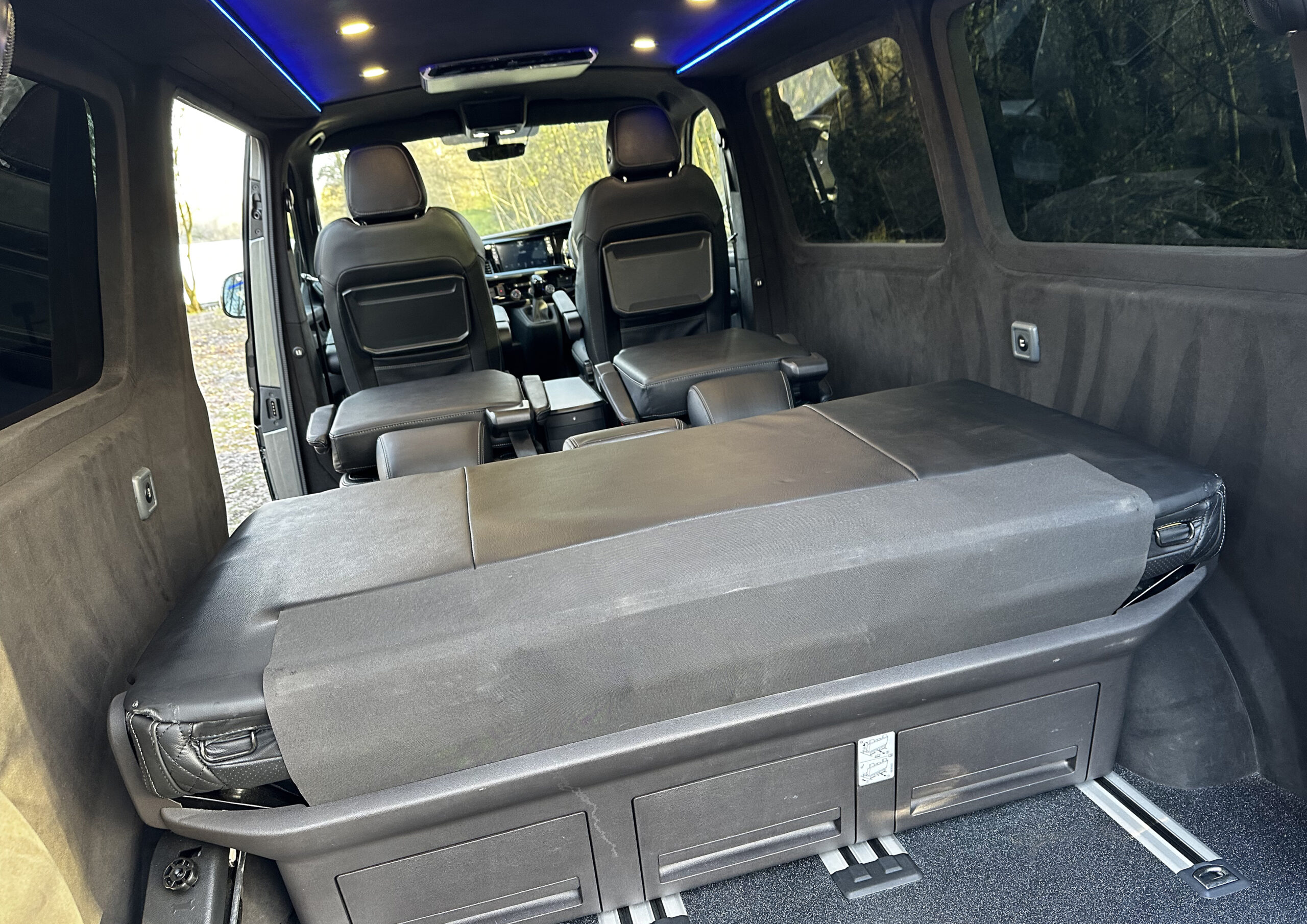 VW Transporter – T6.1 SWB – Caravelle Conversion – DSG - ABT Styling - 4 Motion - Image 36