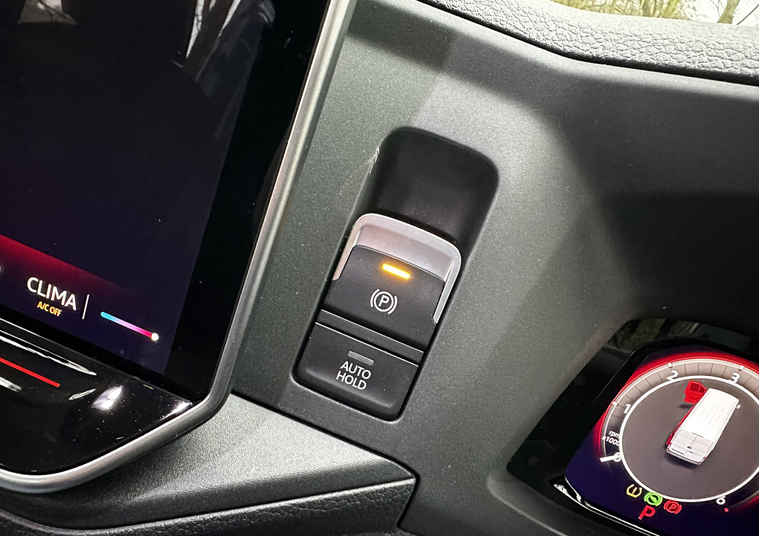 MAN TGE 3.180 – XC Auto – 4X4 LWB – More Vans on order - Please ring - Image 28