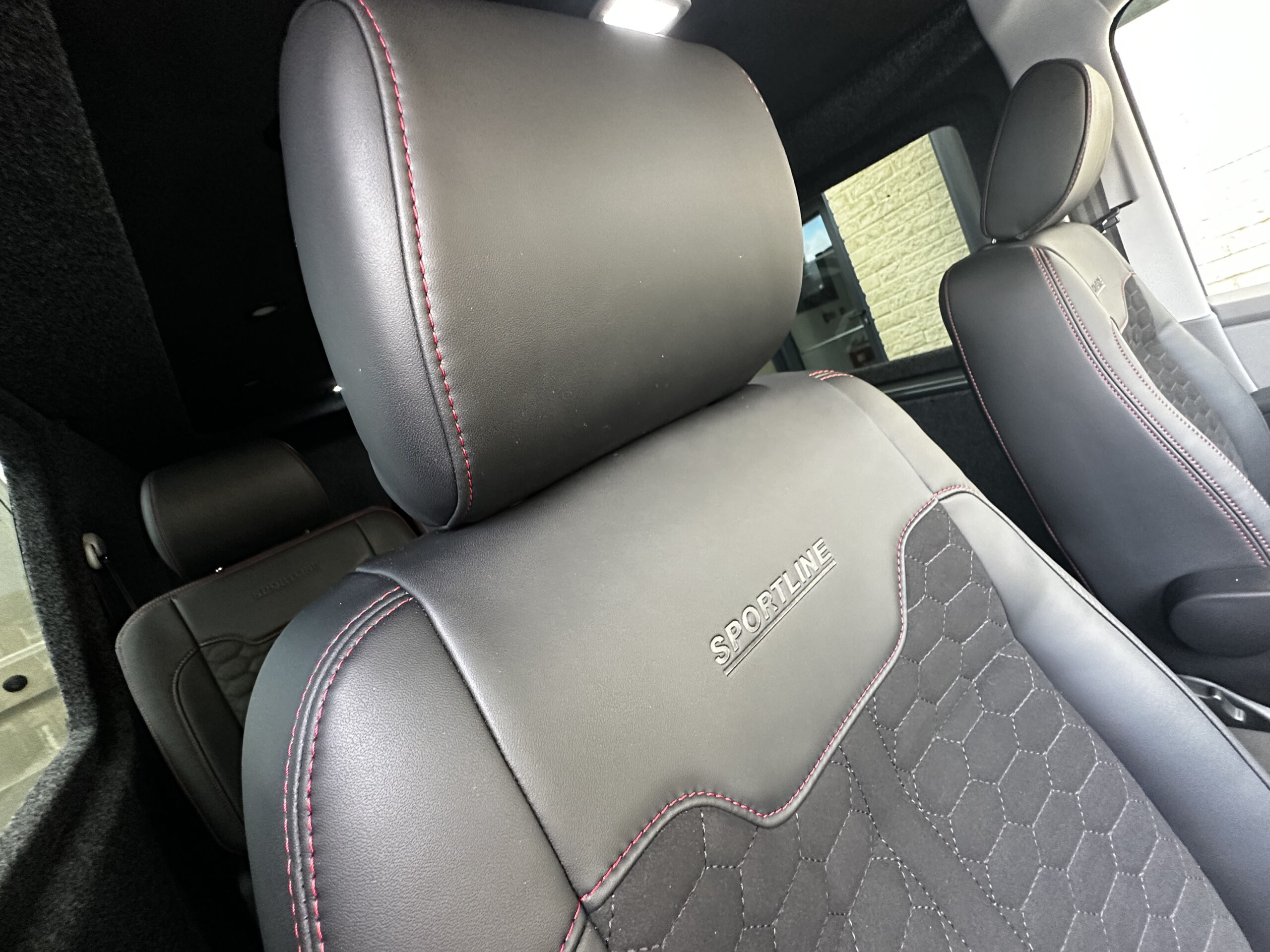 VW Transporter – Sportline – T6.1 SWB – 204 DSG - Exploria Line Out - Image 8