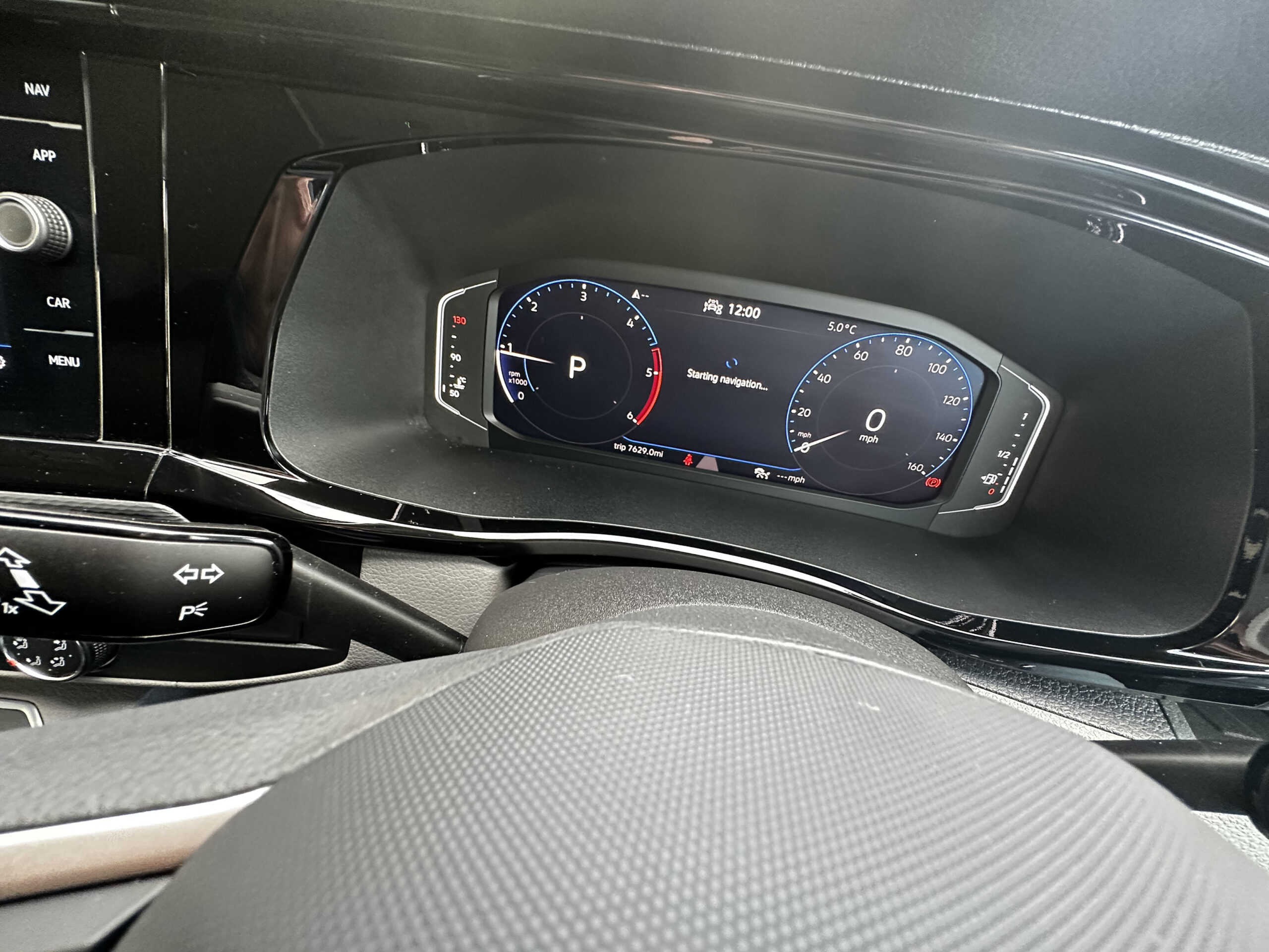 VW Transporter – Sportline – T6.1 SWB – 204 DSG - Exploria Line Out - Image 24