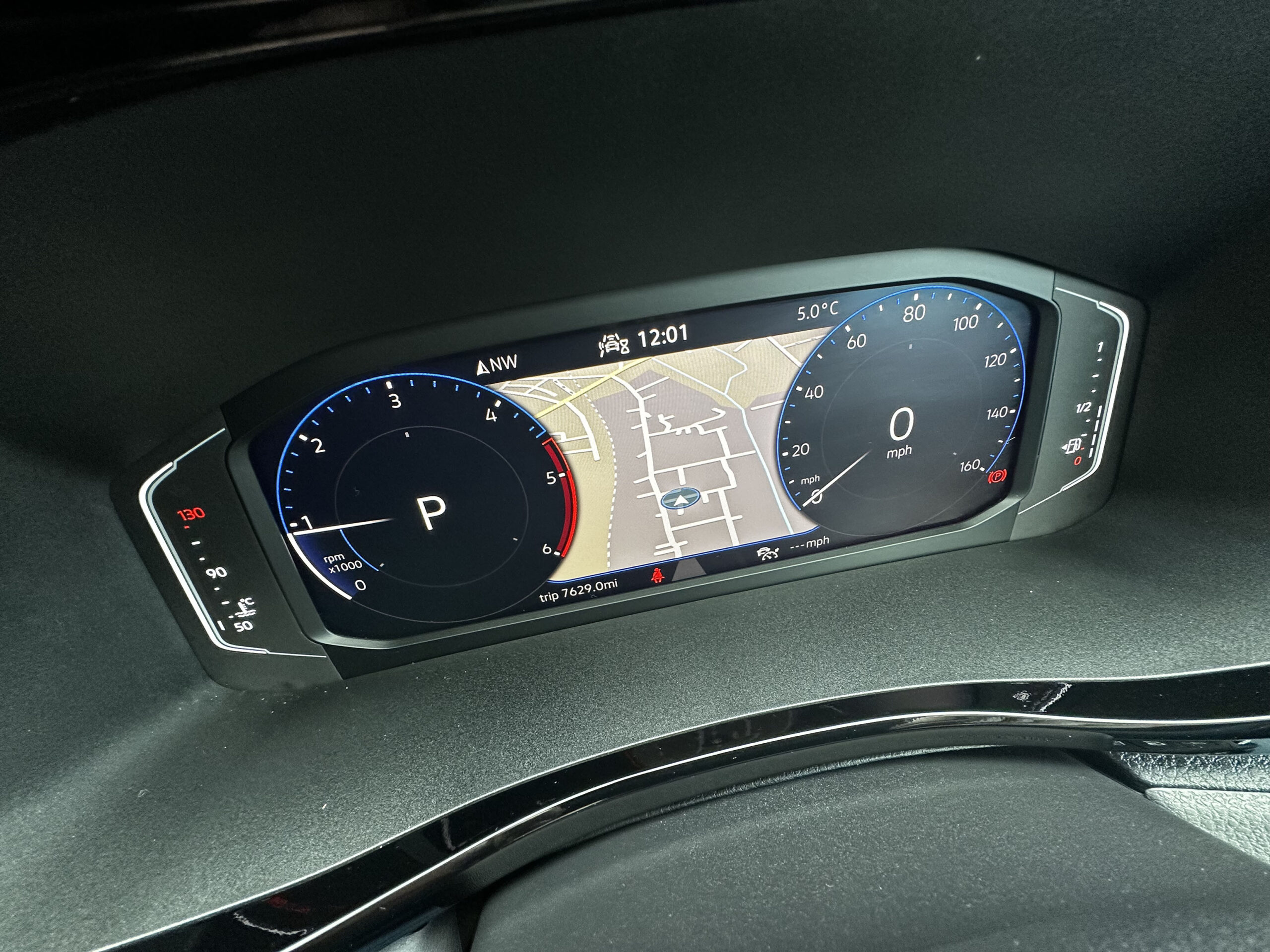 VW Transporter – Sportline – T6.1 SWB – 204 DSG - Exploria Line Out - Image 22