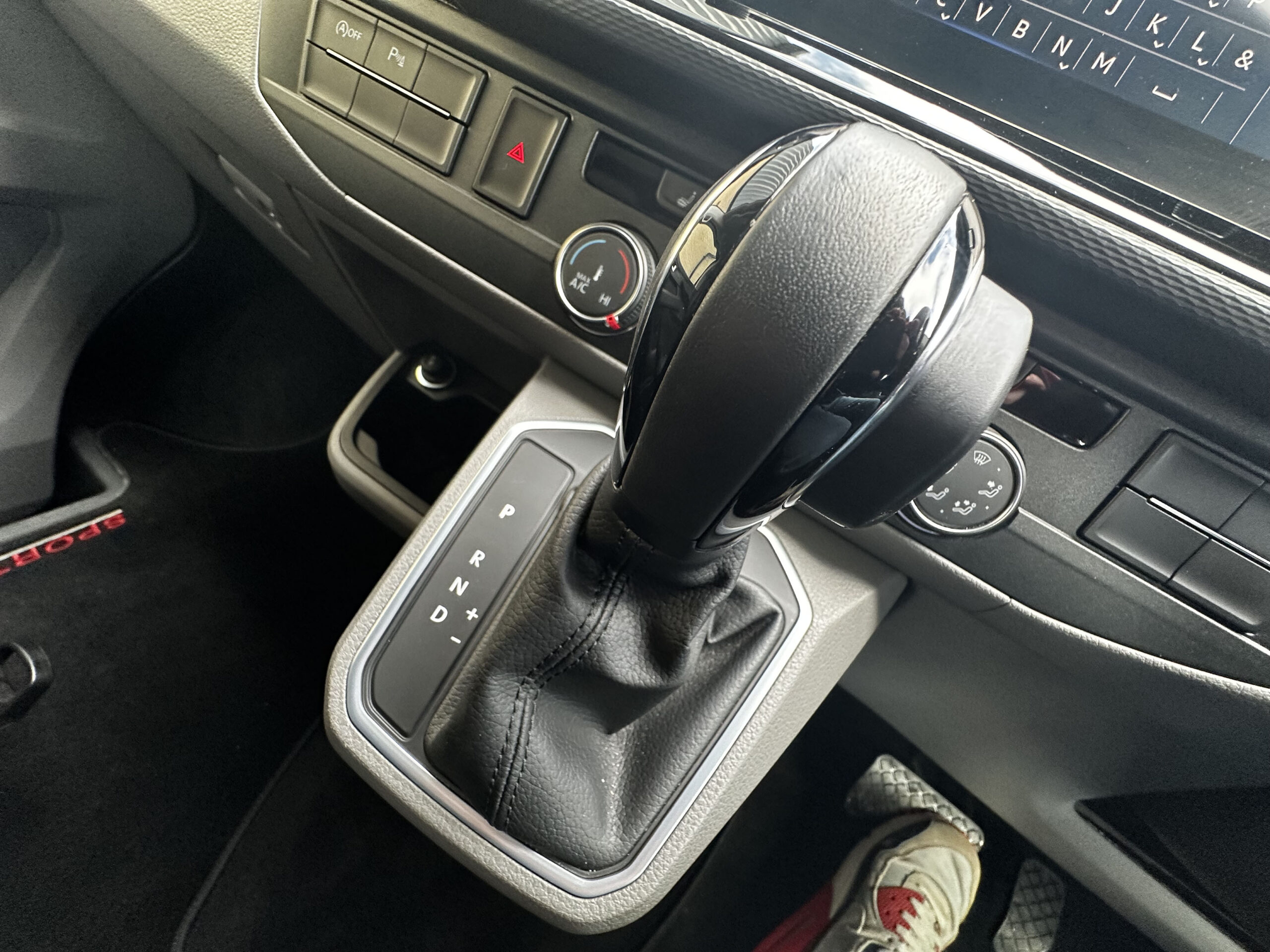 VW Transporter – Sportline – T6.1 SWB – 204 DSG - Exploria Line Out - Image 21