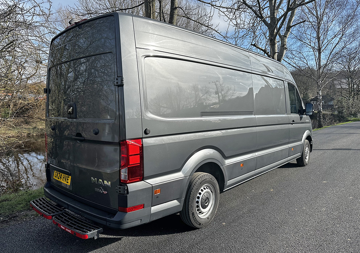 MAN TGE 3.180 - 4X2F SB - Lion XP - Long Wheel Base - Indium Grey - Camper Spec - Image 3