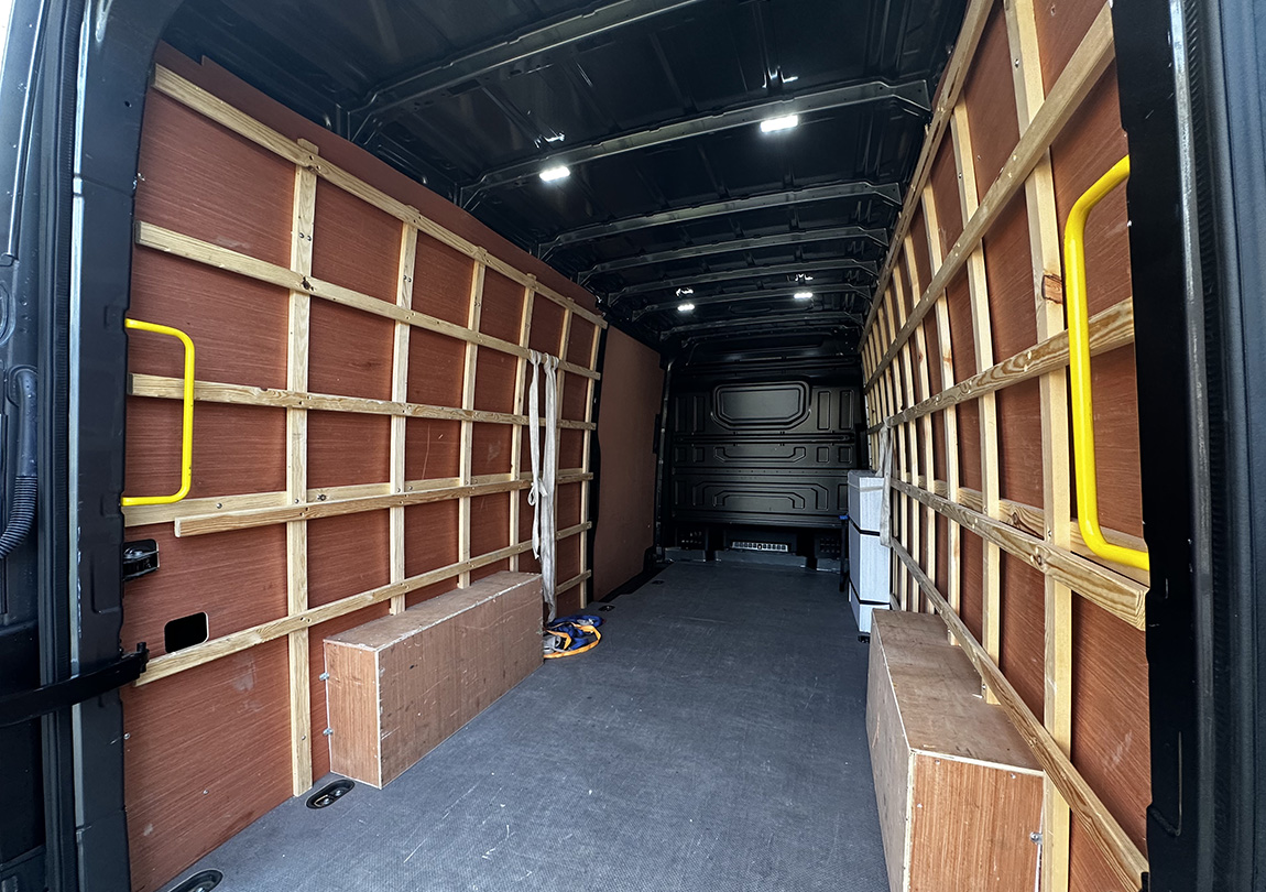 MAN TGE 3.180 - 4X2F SB - Lion XP - Long Wheel Base - Indium Grey - Camper Spec - Image 8