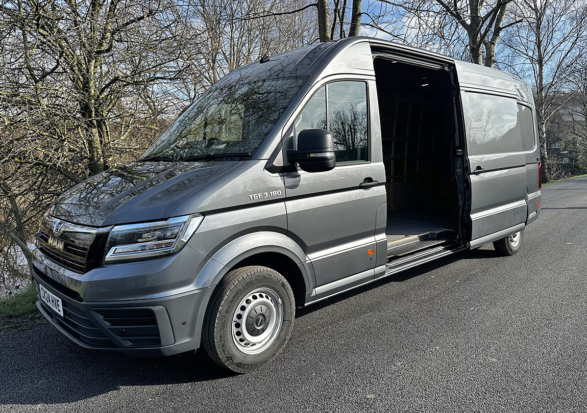 MAN TGE 3.180 - 4X2F SB - Lion XP - Long Wheel Base - Indium Grey - Camper Spec - Image 6