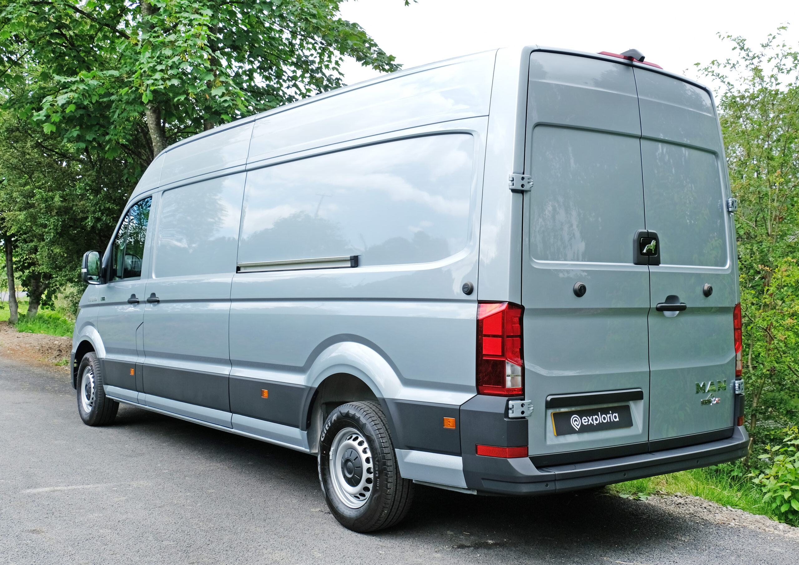 MAN TGE 3.180 – XS Auto – 4X4 LWB – Oyster Silver – BRAND NEW – Camper Spec - Image 4