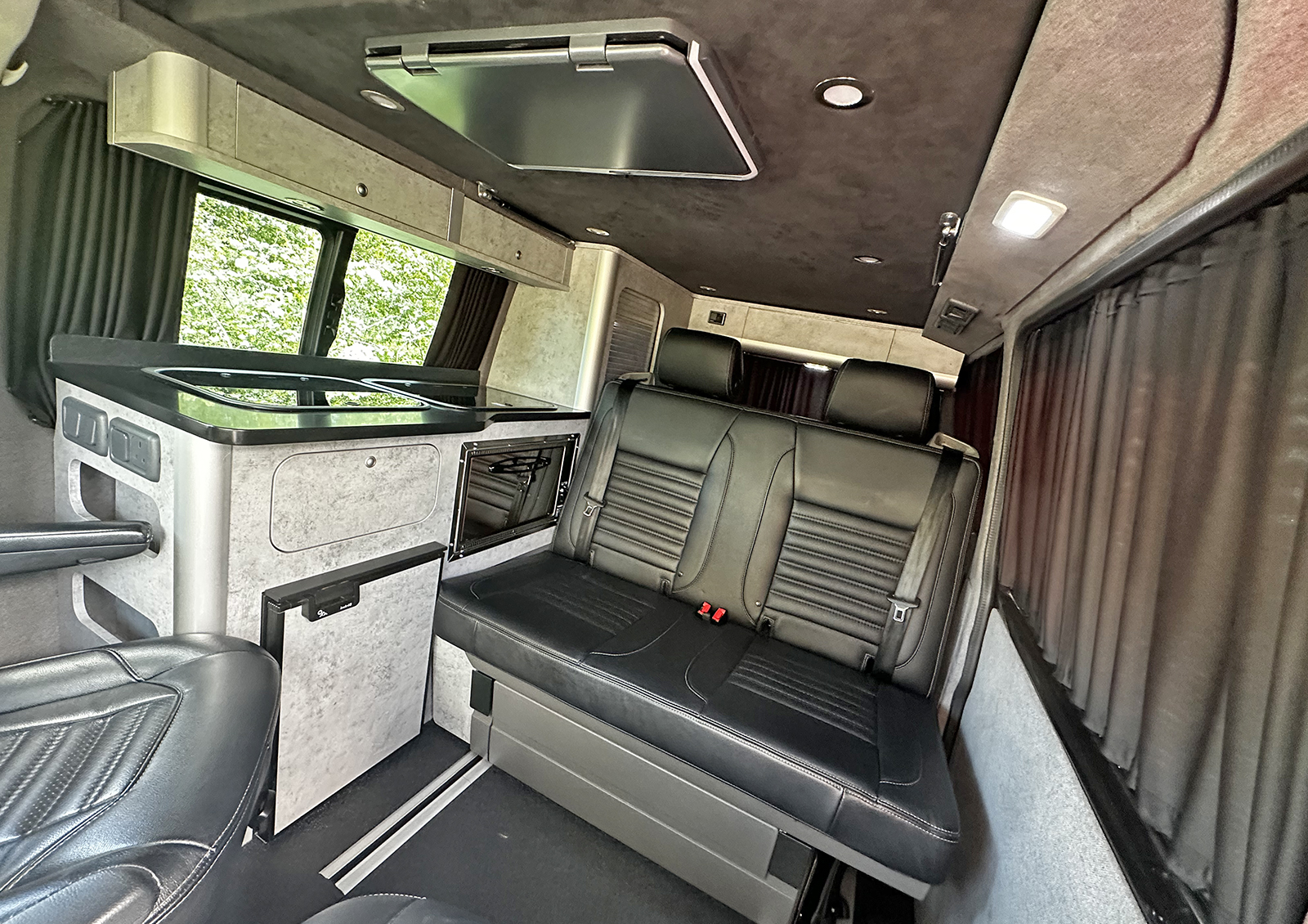 VW Transporter T6.1 - SWB - Exploria Rhythm Campervan - Deep Black Metallic - Image 27
