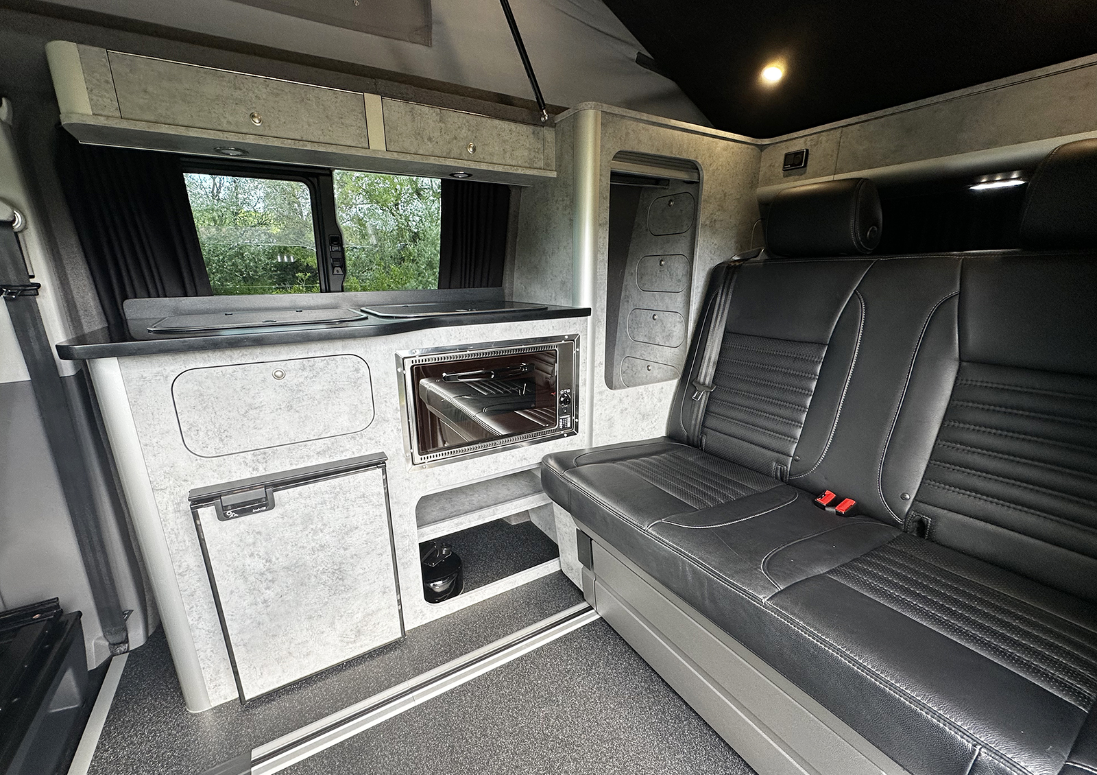 VW Transporter T6.1 - SWB - Exploria Rhythm Campervan - Deep Black Metallic - Image 44