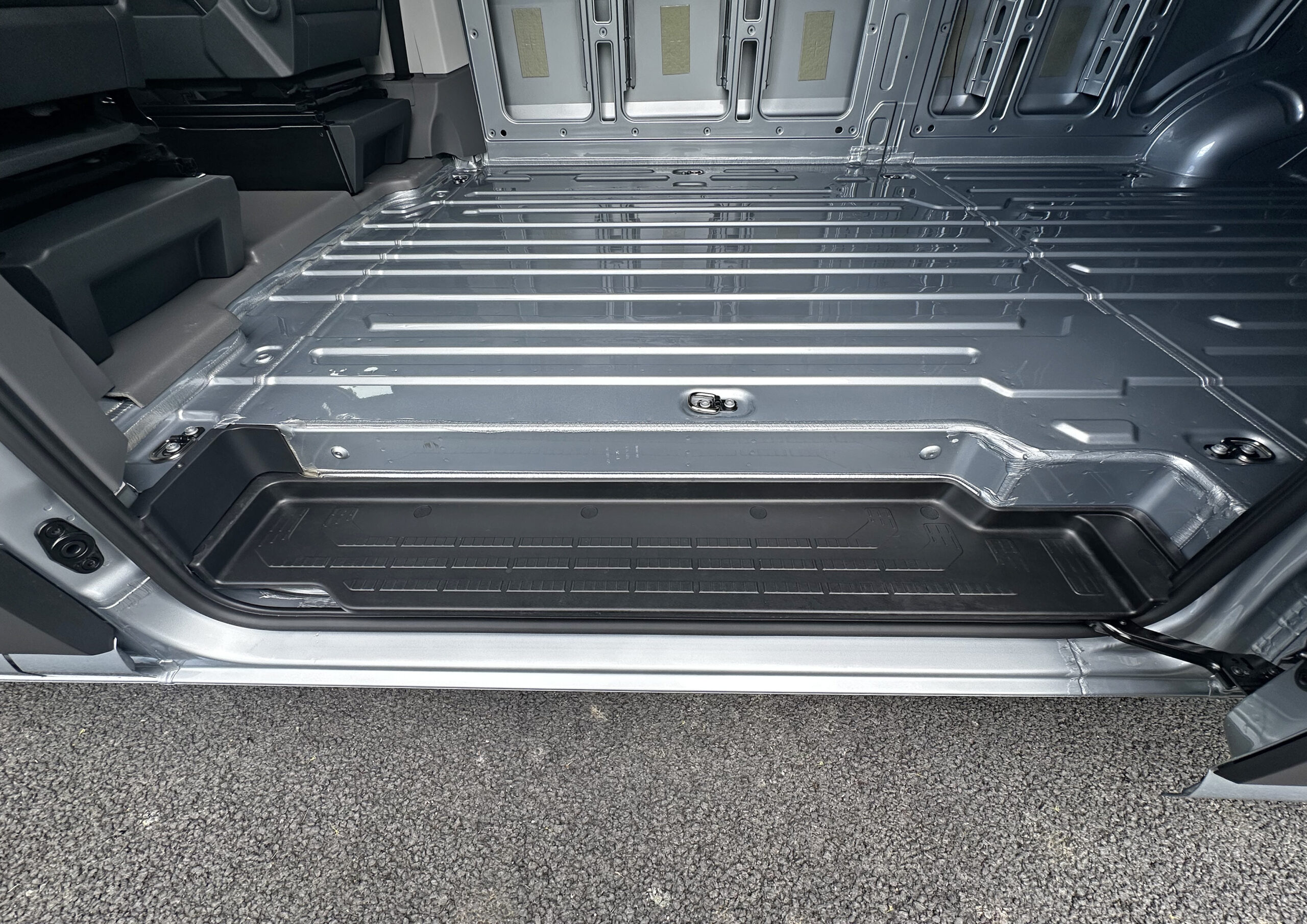 MAN TGE 3.180 – XS Auto – 4X4 LWB – Oyster Silver – BRAND NEW – Camper Spec - Image 14