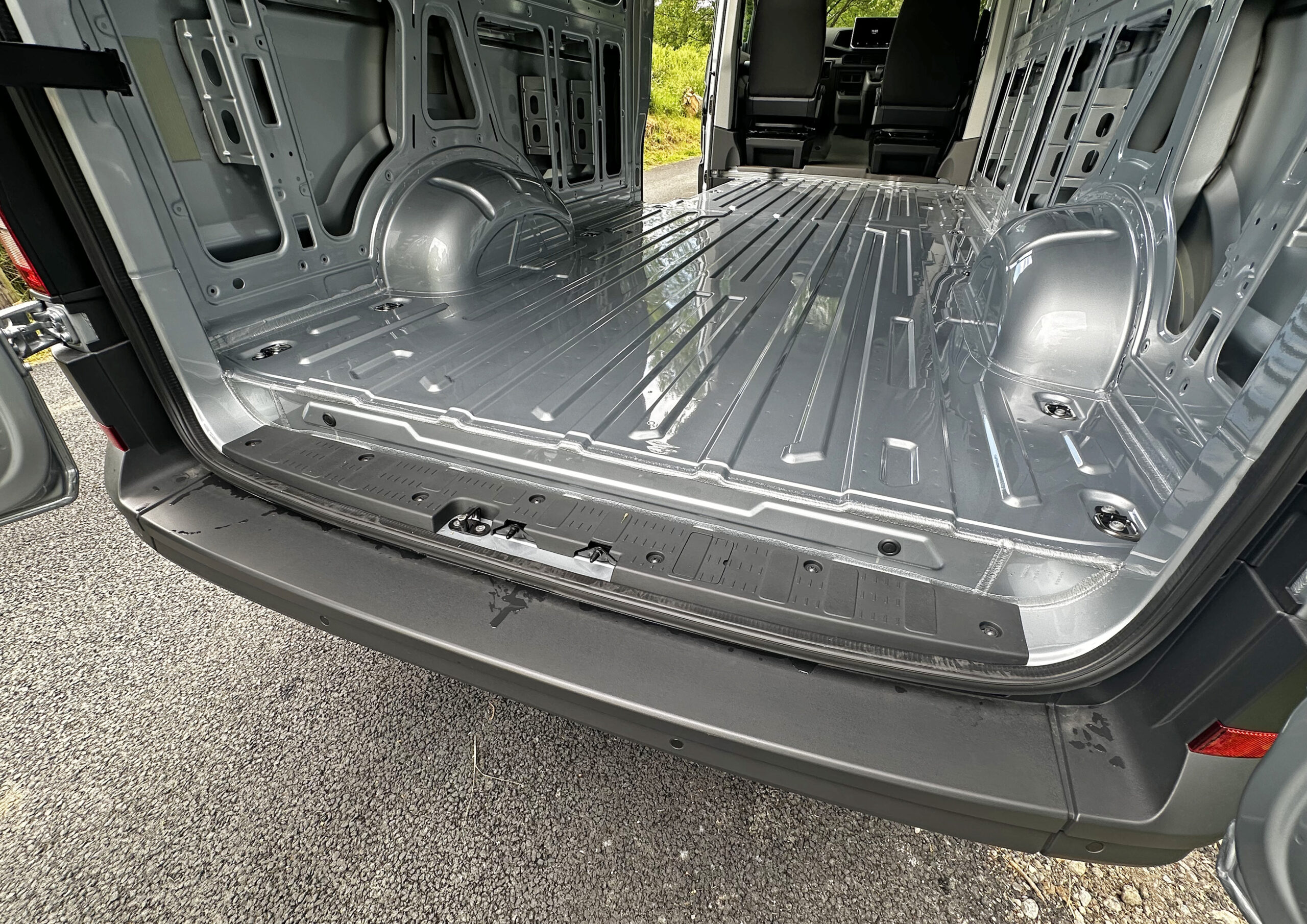 MAN TGE 3.180 – XS Auto – 4X4 LWB – Oyster Silver – BRAND NEW – Camper Spec - Image 15