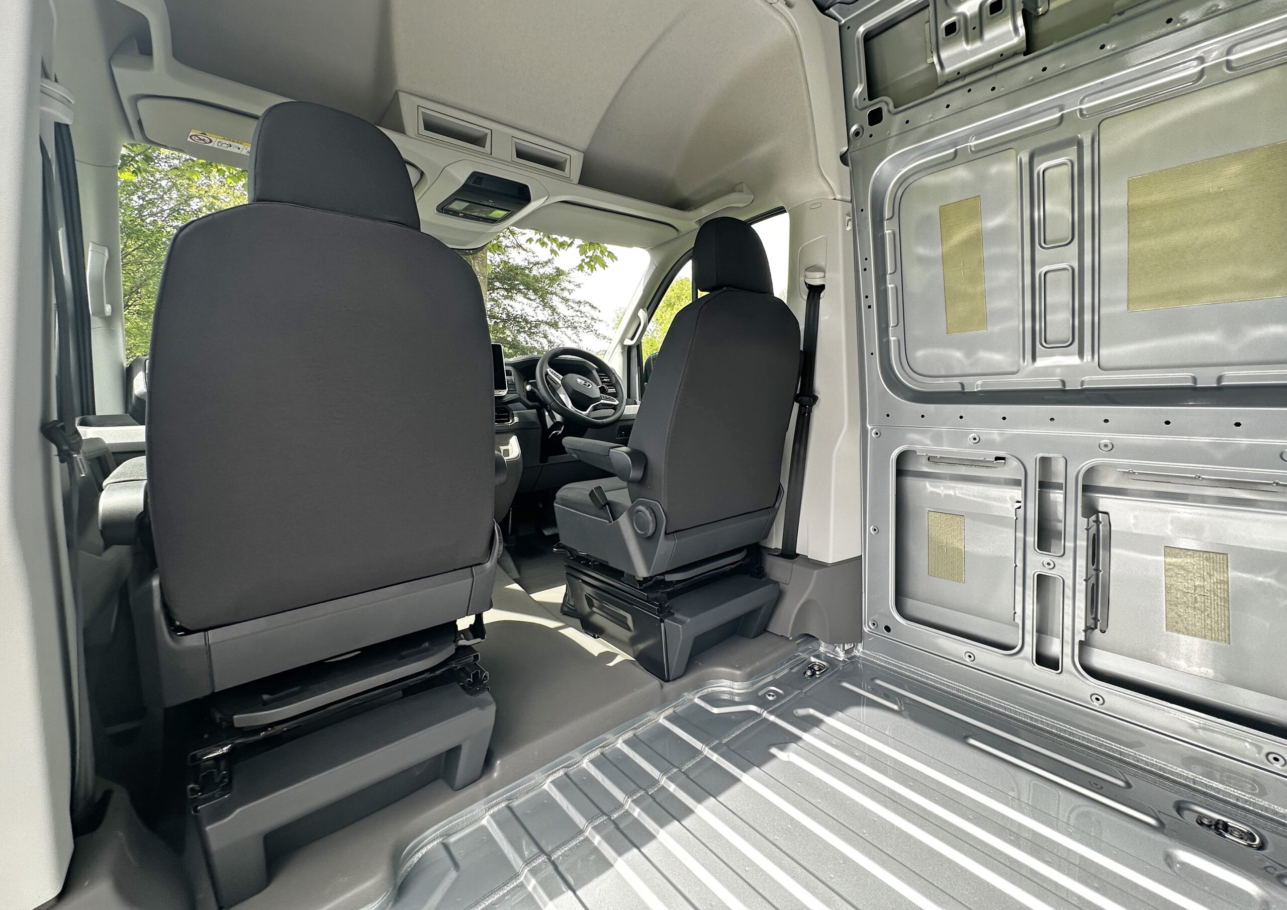 MAN TGE 3.180 – XS Auto – 4X4 LWB – Oyster Silver – BRAND NEW – Camper Spec - Image 18