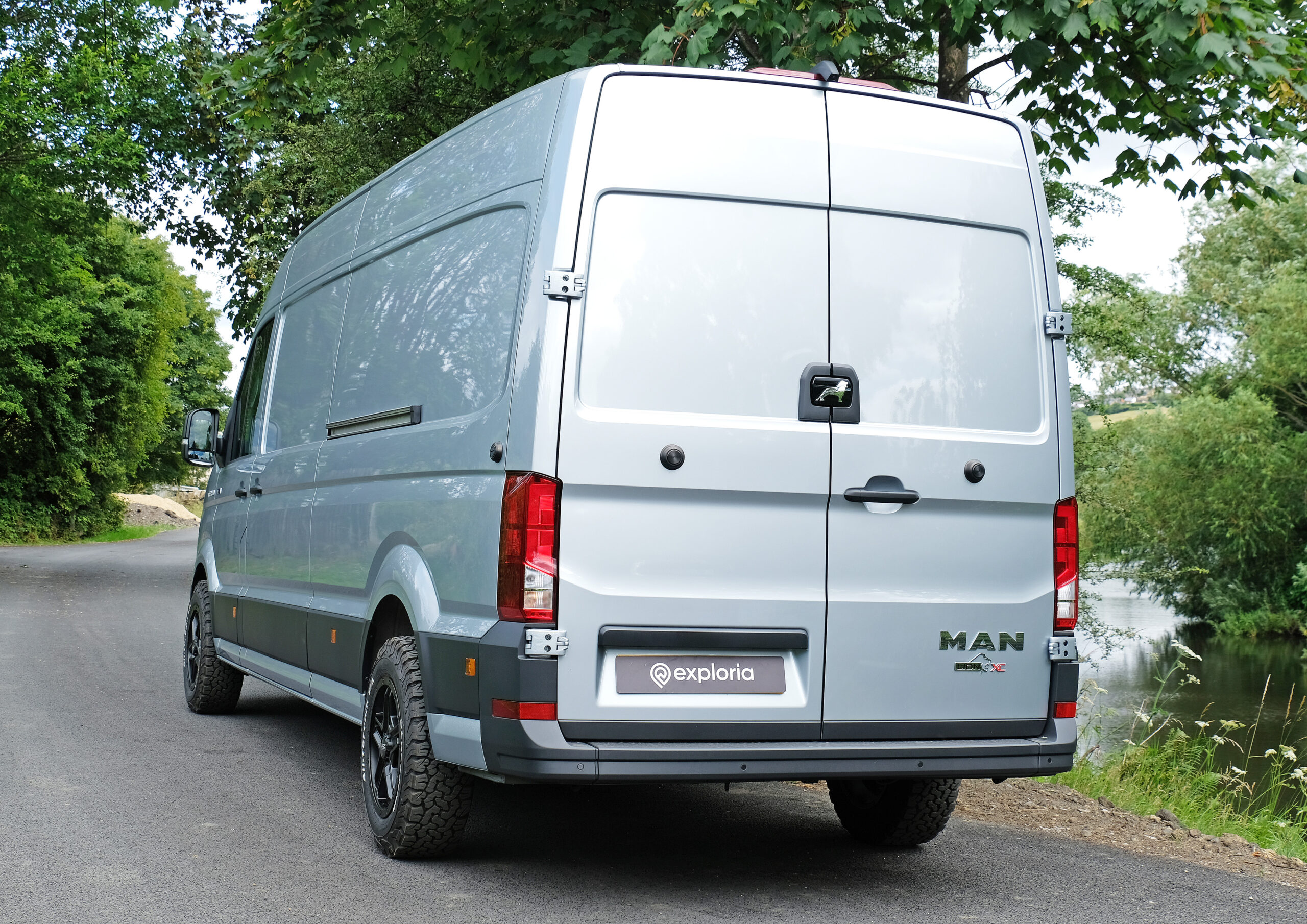 MAN TGE 3.180 – XS Auto – 4X4 LWB – Oyster Silver – BRAND NEW – Camper Spec - Image 3
